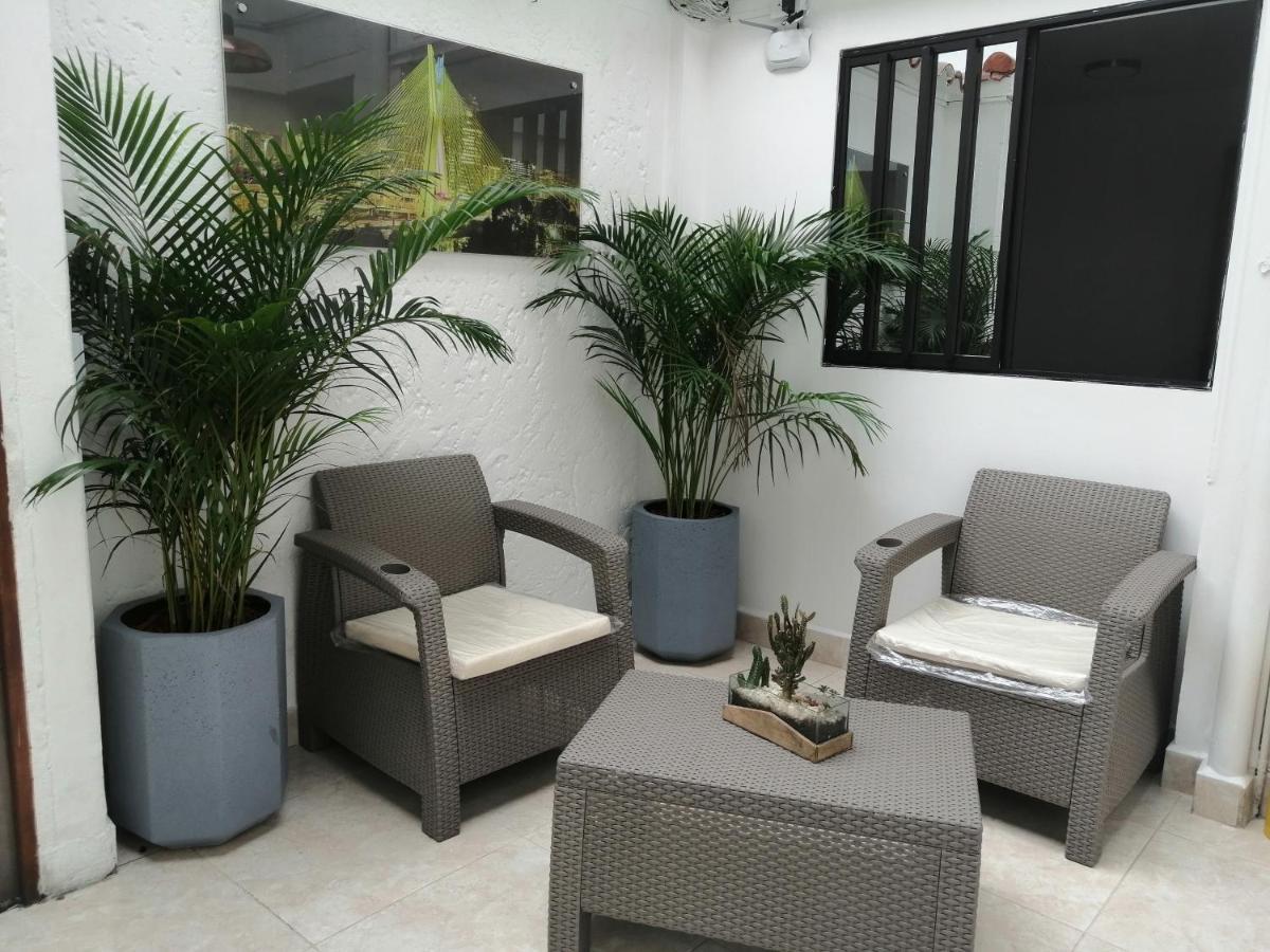 Hotel Sol Del Estadio Medellín Exteriör bild